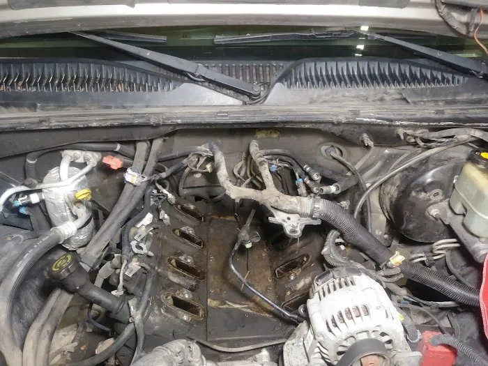 El Pelon Smog Check & Repair 6