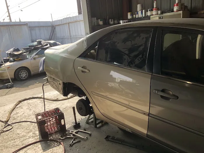 Automotriz Sonorense Body Shop 4