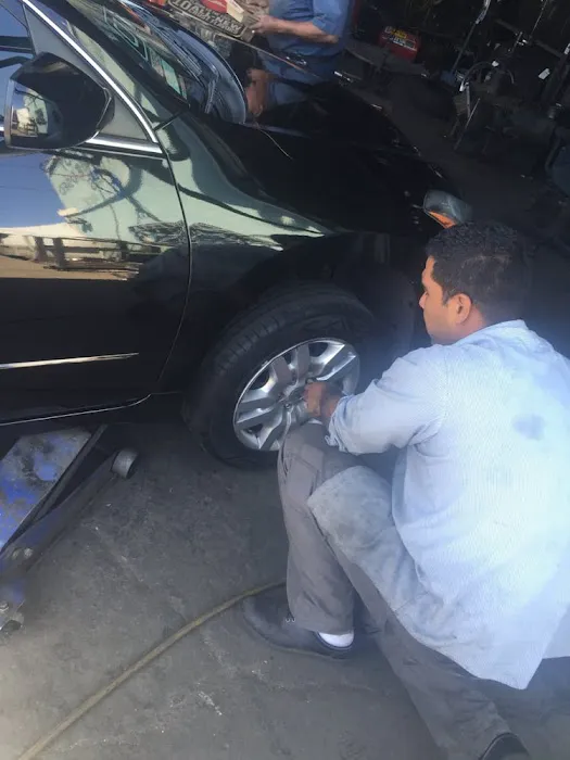 Diaz Tire Shop 1