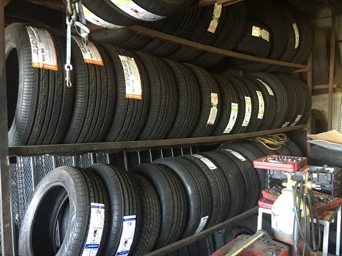 Diaz Tire Shop 5