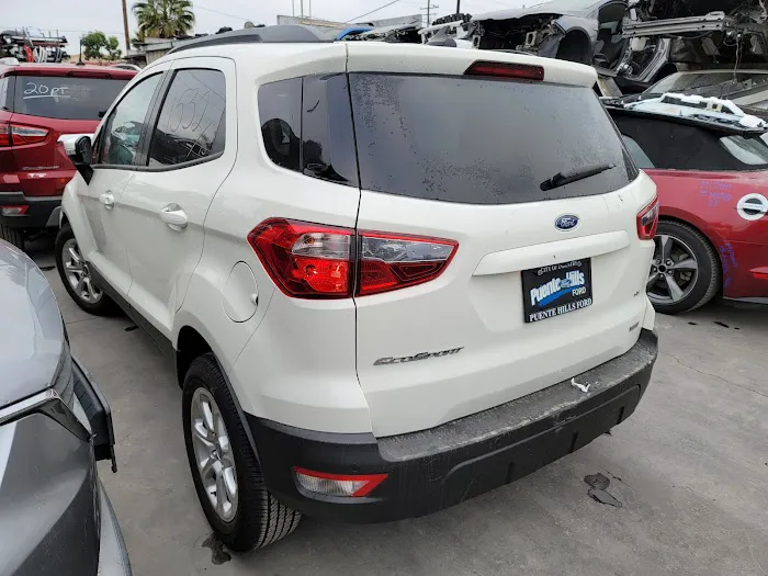 Mr Ford Auto Dismantling 7
