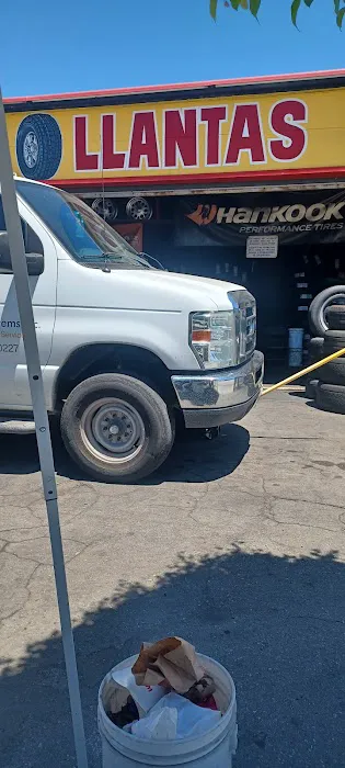Hill's Tire Service 0