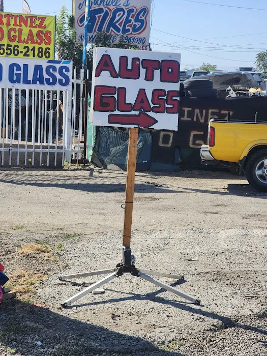 Martinez Auto Glass Bakersfield 3