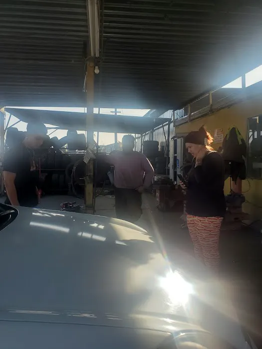 Manuel's Tire Shop 5