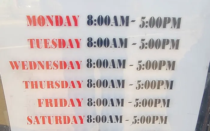 DG 5th Street Auto Service Center 7