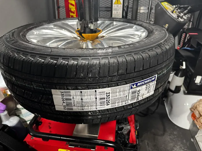 Tri Star 24 Hour Mobile Tire Service 2