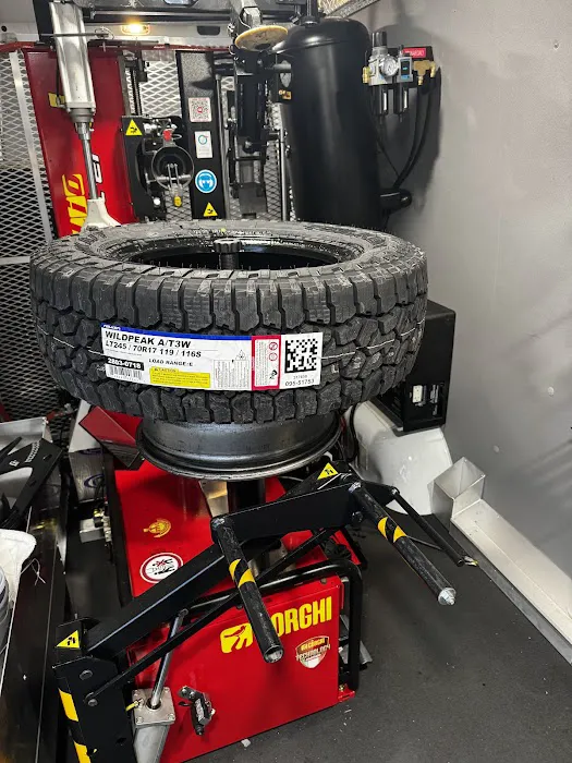 Tri Star 24 Hour Mobile Tire Service 4
