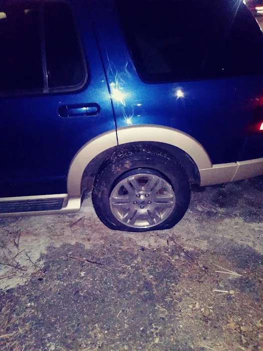 Willie's Auto Body Works 5