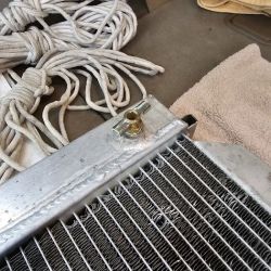 Razzi Auto Radiators & Air Conditioning ico