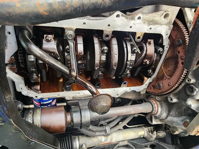 High Road Automotive 8