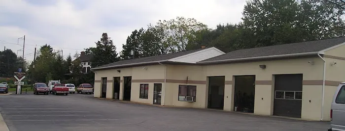 Interstate Service Center - North Hills 8