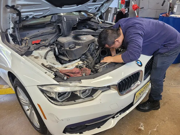 J & S Automotive Services 3