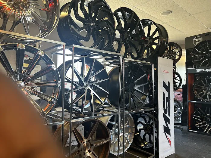 Angel's Automotive Center 9