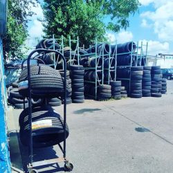 J & M Tire Service ico
