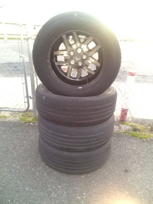 J & M Tire Service 6