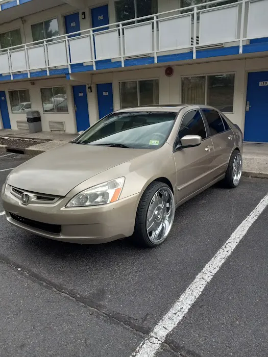 J R's Auto Parts 1