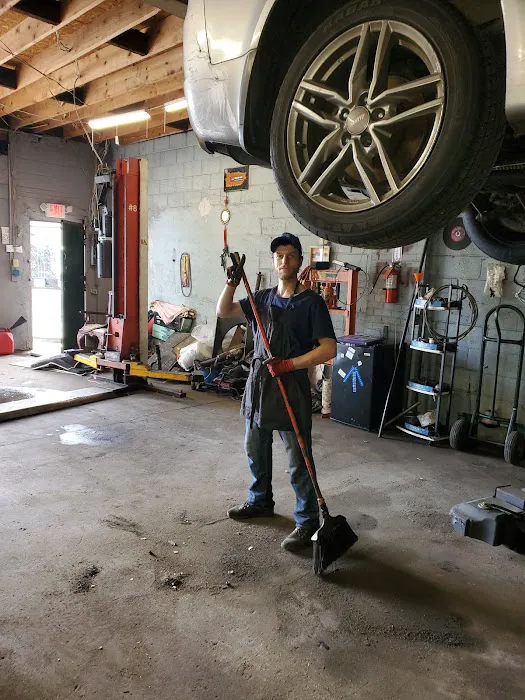 Papo's Auto Repair 4