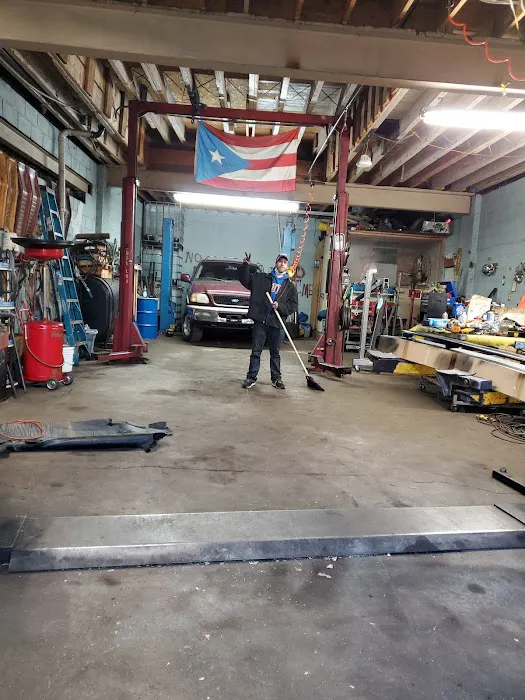 Papo's Auto Repair 1