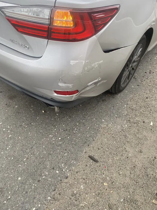 Bert's Auto Body 8