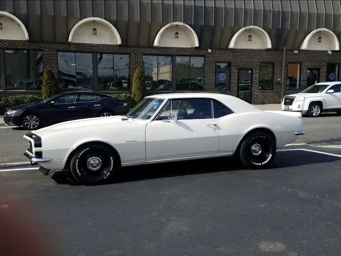 Bert's Auto Body 6