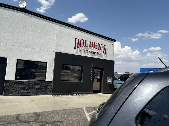 Holden's Auto Service 1