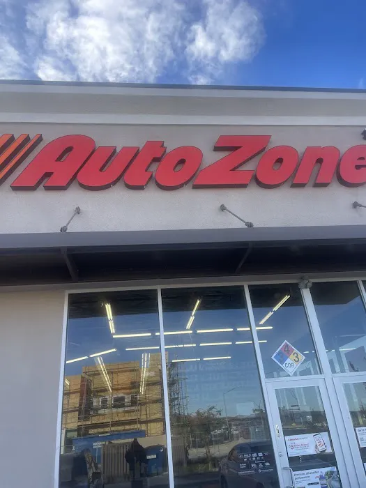 AutoZone Auto Parts 1
