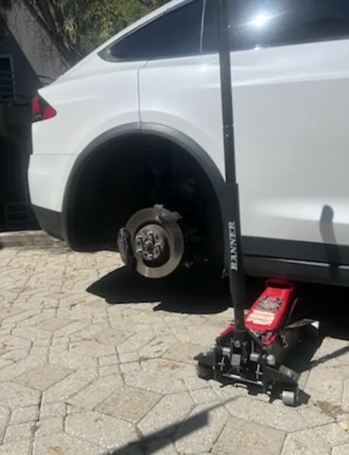 Las Vegas Mobile Tire Shop 8