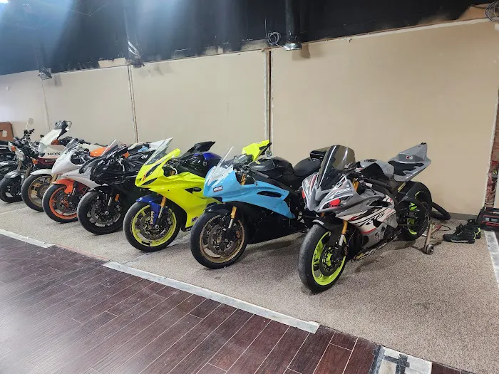 MRCBX 6