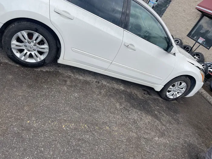 Discount Tires Plus - New & Used Tires Columbus,OH Tire & Mechanical Shop Sales Experts 3