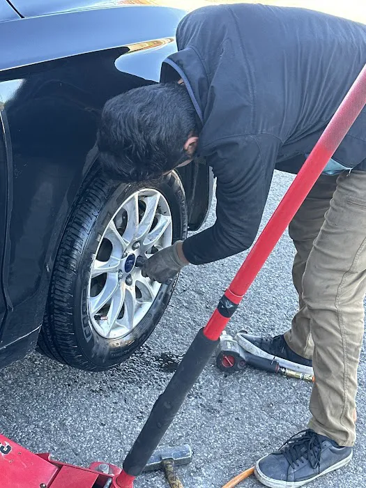 Discount Tires Plus - New & Used Tires Columbus,OH Tire & Mechanical Shop Sales Experts 5