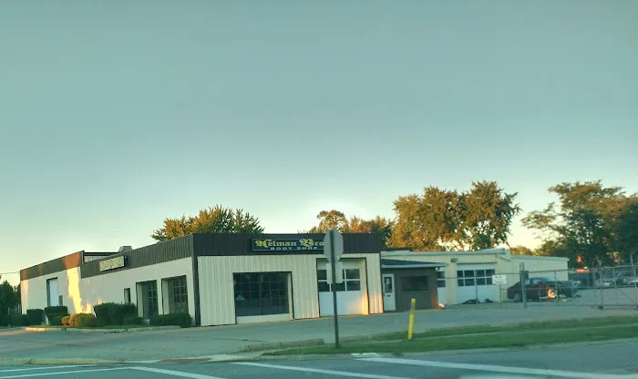 Helman Brothers Body Shop 0