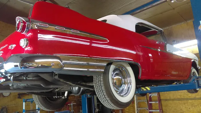 Phillips' Garage 7