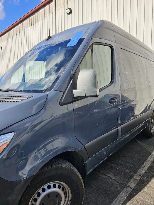 Low Price Auto Glass 4