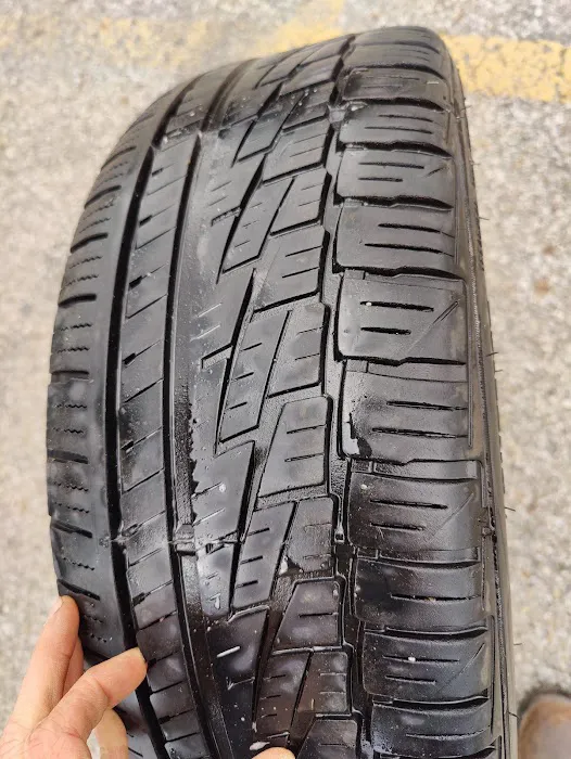 A & A Tires 3