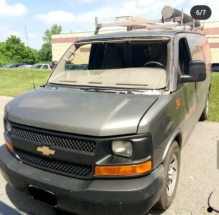 Wolf's Auto Glass II 2