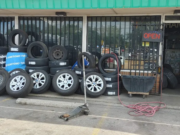 Teroo Tire & Auto Repair 0
