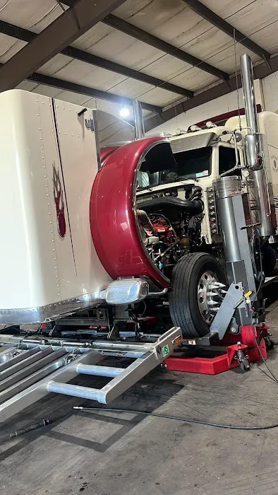 Diesel Mobile Truck & Trailer Repair LLC 7