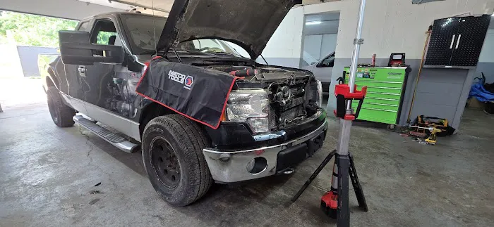 AR AUTOSERVICES LLC 5