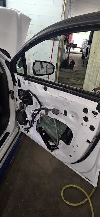 AR AUTOSERVICES LLC 9