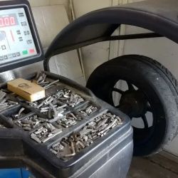 Varvel Automotive Repair ico