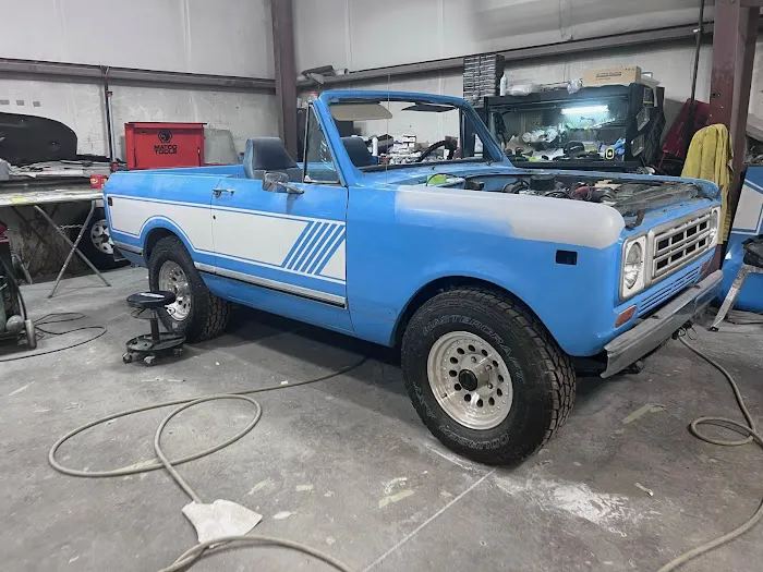 Hitt's Garage & Body Shop LLC 5
