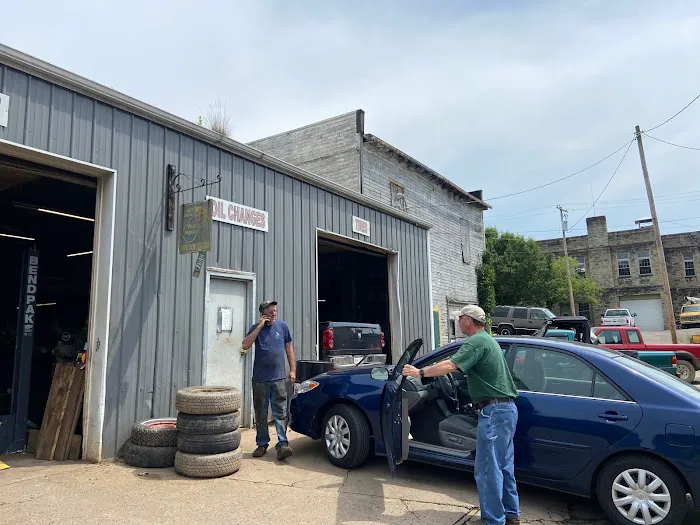 Frank's Tire & Exhaust 0