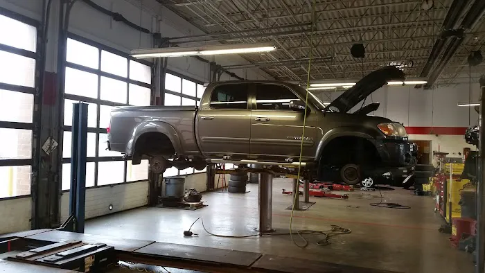 Grismer Tire & Auto Service Center 7