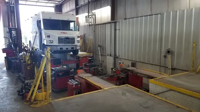 E & R Trailer Sales & Service, Inc. 4