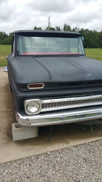 SWINGLES AUTO GLASS 1