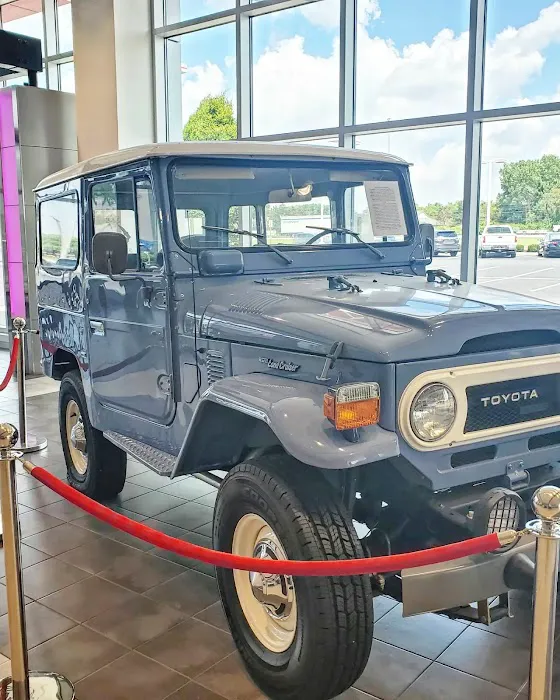 Toyota Service Center 2