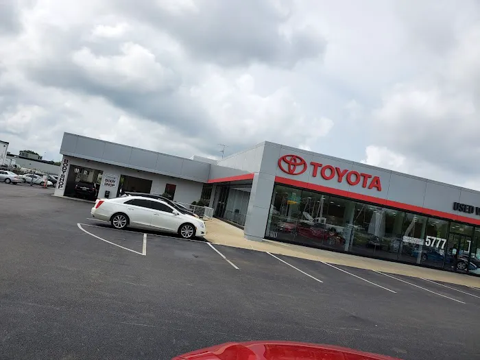 Toyota Service Center 0