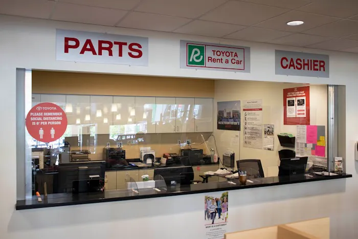 Toyota Parts Center 3