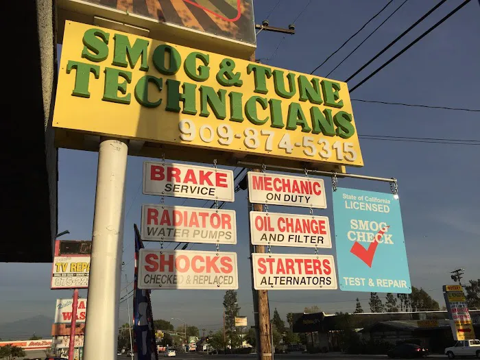Smog & Tune Technicians 7