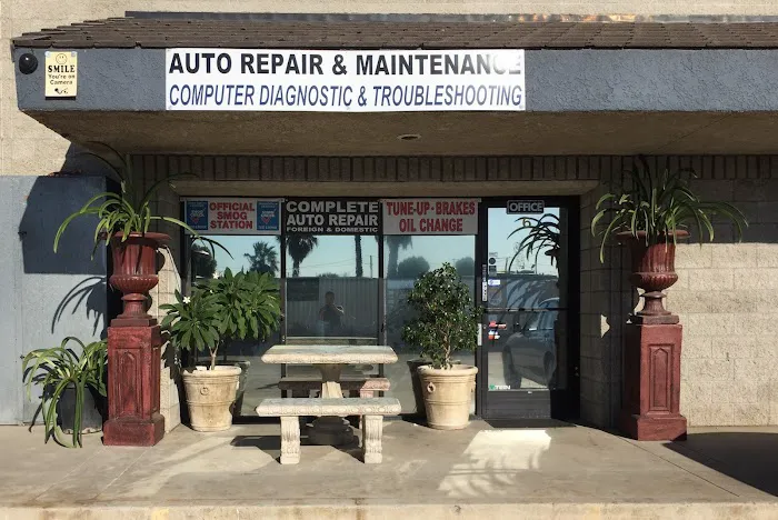Smog & Tune Technicians 4